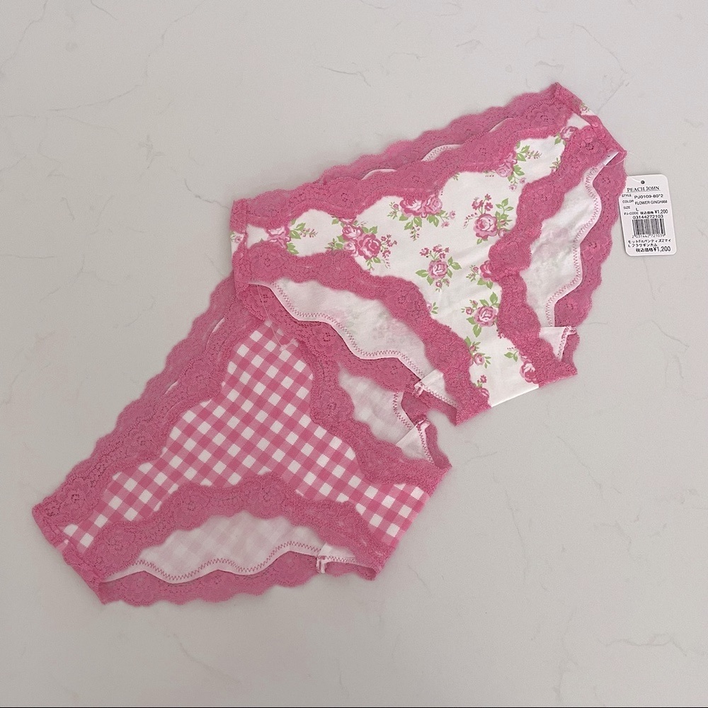 PEACH JOHN🇯🇵 Set of 2 Bikini Panties, L